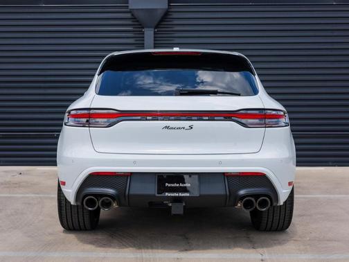 2025 Porsche Macan S