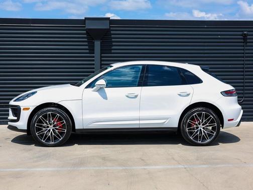 2025 Porsche Macan S