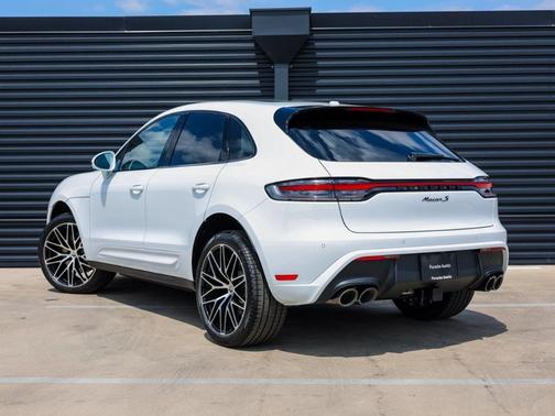 2025 Porsche Macan S