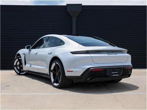 2024 Porsche Taycan GTS
