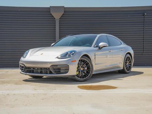 2021 Porsche Panamera E-Hybrid 4