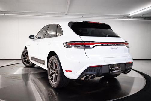 Carrara White Metallic 2023 Porsche Macan S