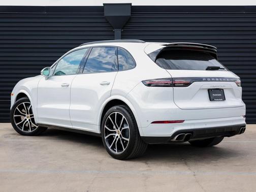 2022 Porsche Cayenne Turbo