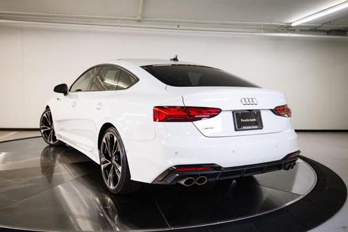 Glacier White Metallic 2022 Audi S5 3.0T Prestige