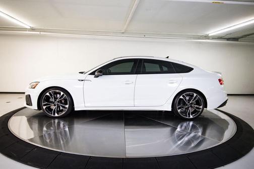 Glacier White Metallic 2022 Audi S5 3.0T Prestige