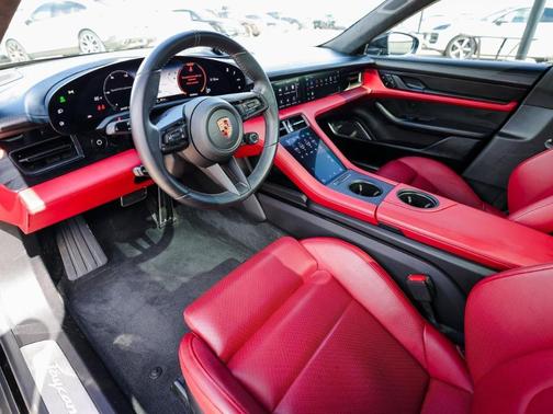 2020 Porsche Taycan Turbo