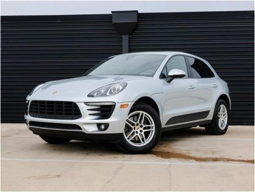2017 Porsche Macan Base