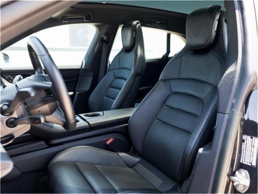 2023 Porsche Taycan Cross Turismo 4S