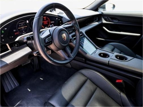 2023 Porsche Taycan Cross Turismo 4S