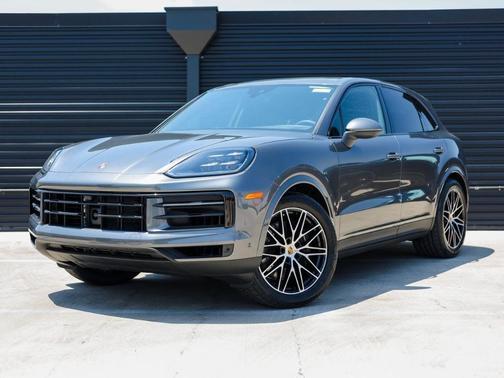 2025 Porsche Cayenne Base