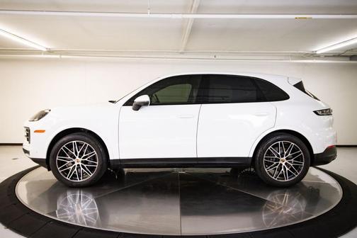 White 2024 Porsche Cayenne Base