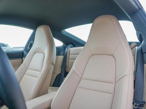 2024 Porsche 911 Carrera 4S