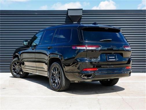 2024 Jeep Grand Cherokee L Summit