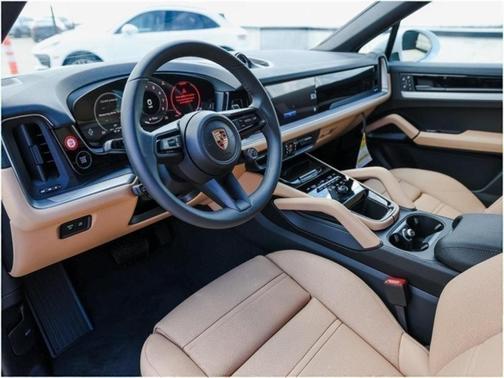 2025 Porsche Cayenne AWD