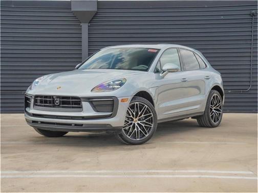 2025 Porsche Macan