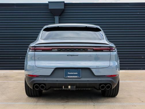 2026 Porsche Cayenne AWD