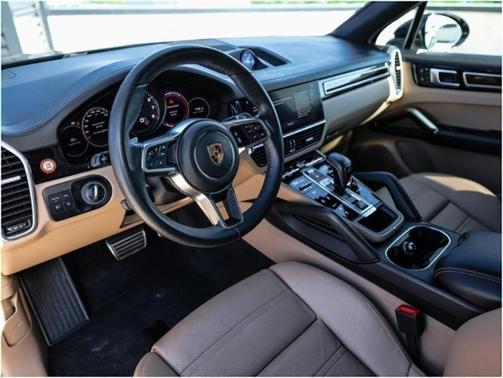 2022 Porsche Cayenne S Platinum Edition
