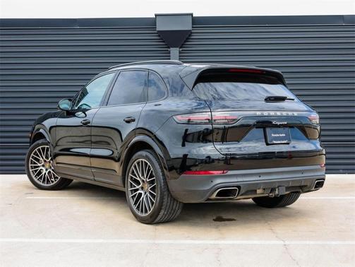 2022 Porsche Cayenne