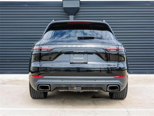 2022 Porsche Cayenne