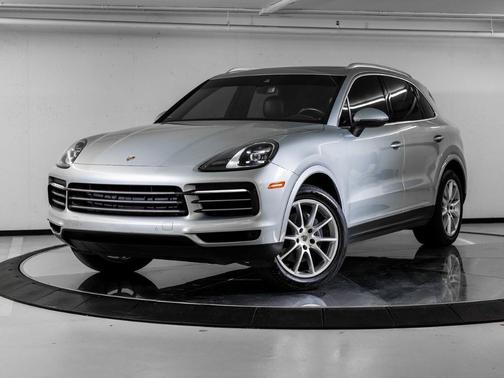 Dolomite Silver Metallic 2020 Porsche Cayenne Base