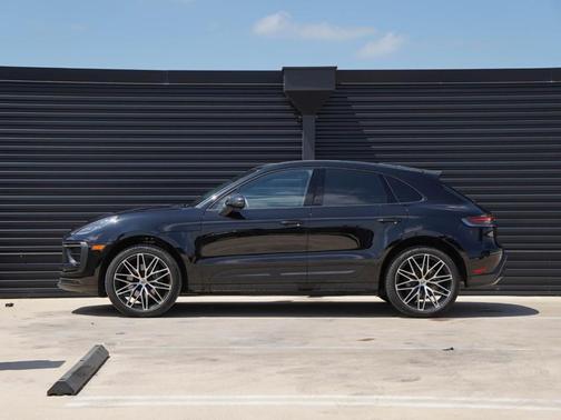 2025 Porsche Macan