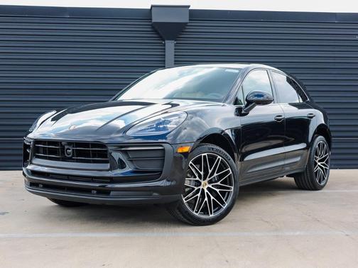 2026 Porsche Macan Base