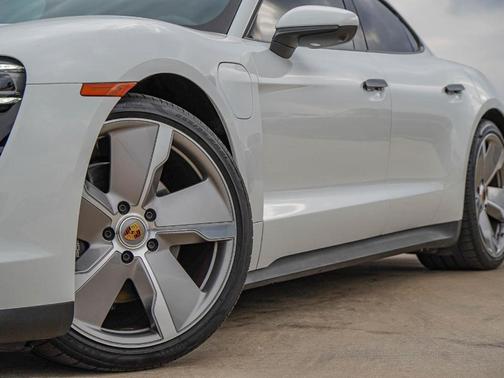 2023 Porsche Taycan Base