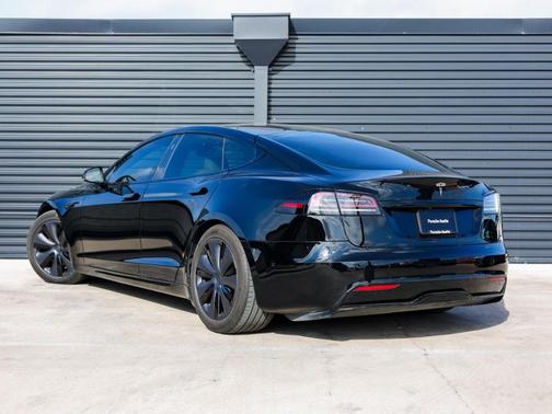 2023 Tesla Model S Standard Range