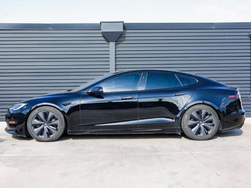 2023 Tesla Model S Standard Range
