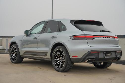 2025 Porsche Macan
