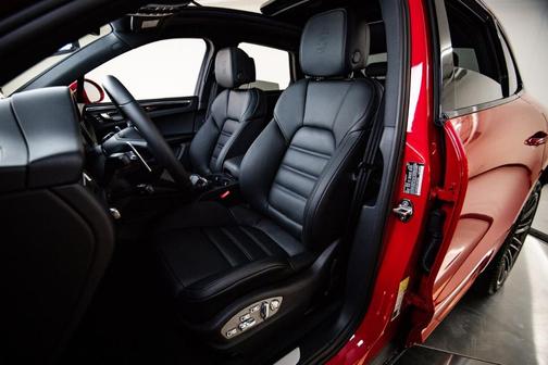 Carmine Red 2026 Porsche Macan S