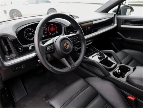 2025 Porsche Cayenne AWD