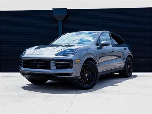 2025 Porsche Cayenne AWD