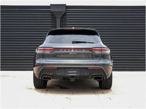 2025 Porsche Macan T