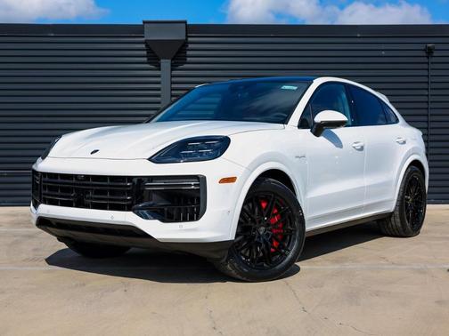 2025 Porsche Cayenne Turbo