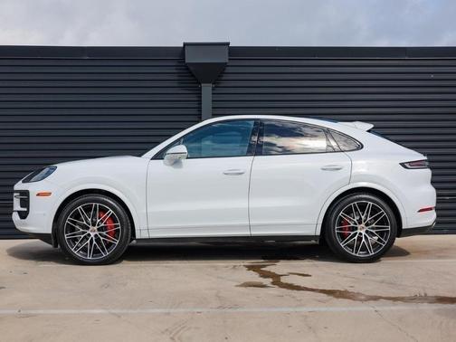 2024 Porsche Cayenne S Coupe AWD