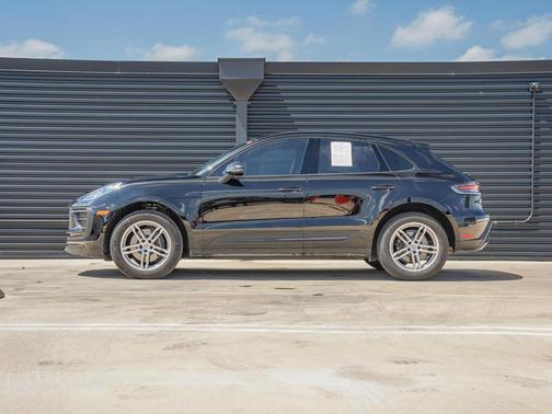 2024 Porsche Macan T