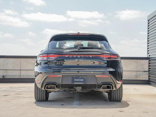 2024 Porsche Macan T