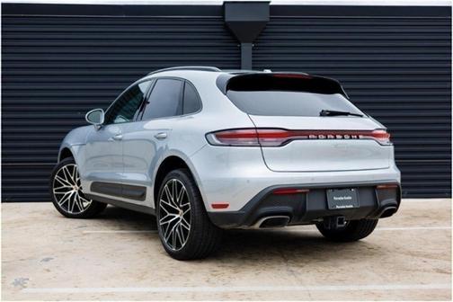 2025 Porsche Macan