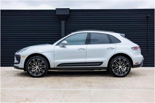 2025 Porsche Macan