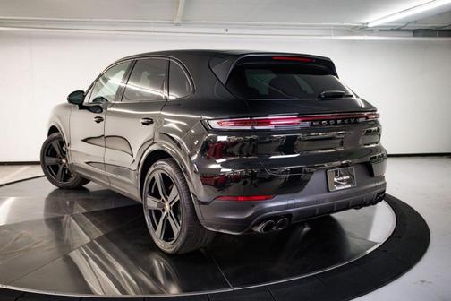 Black Metallic 2026 Porsche Cayenne Base