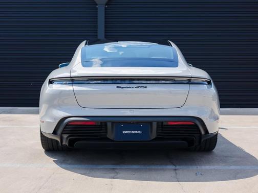 2023 Porsche Taycan GTS