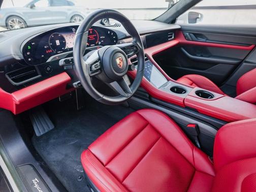 2023 Porsche Taycan GTS