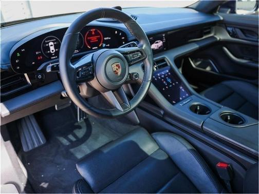 2020 Porsche Taycan Turbo