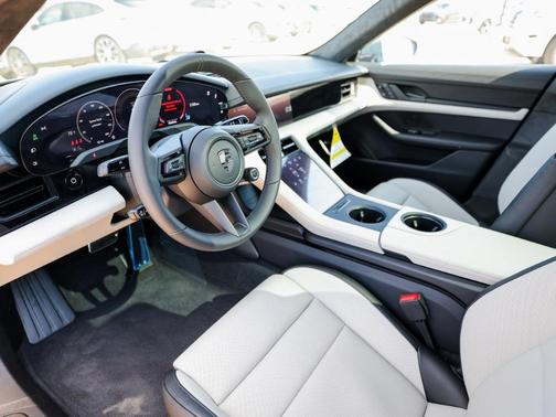 2026 Porsche Taycan Turbo