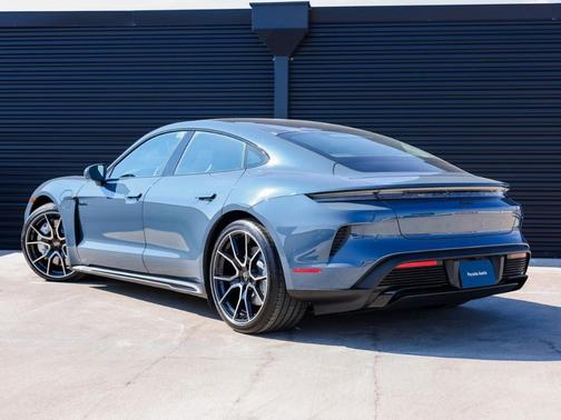 2026 Porsche Taycan Turbo