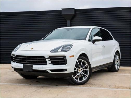2023 Porsche Cayenne Platinum Edition