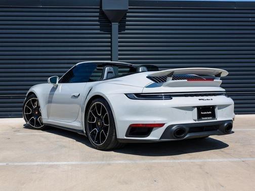 2024 Porsche 911 Turbo S