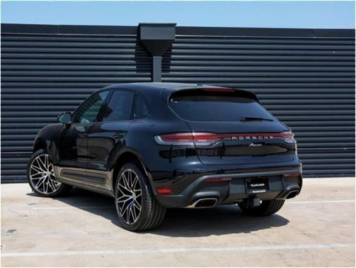 2025 Porsche Macan T