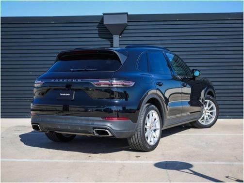 2020 Porsche Cayenne Base